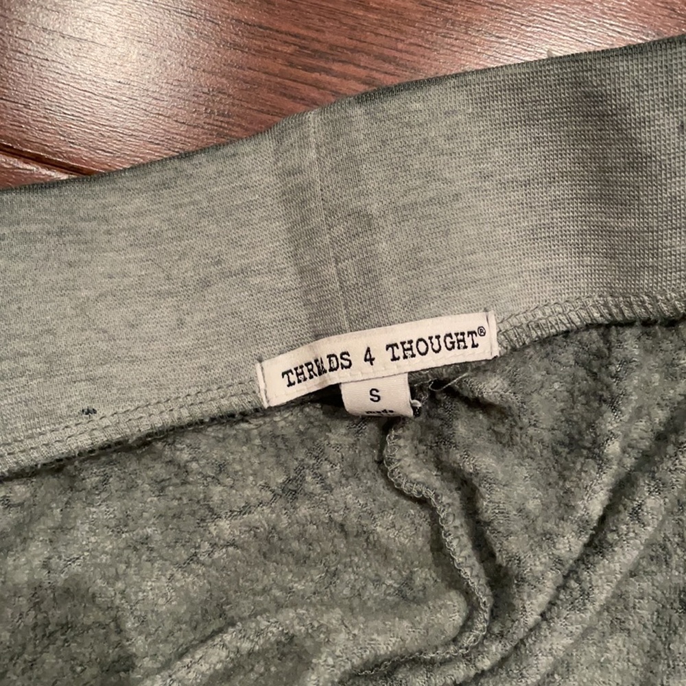 Threads 4 Thought pants - Picture 2 of 2